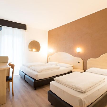 Hotel Rudy Riva del Garda Room photo